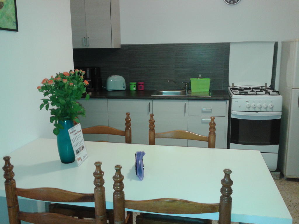 Elenapa Holiday Apartments Agia Napa Quarto foto
